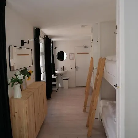 Hostel Tiny Private Haarlem