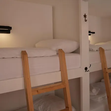 Tiny Private