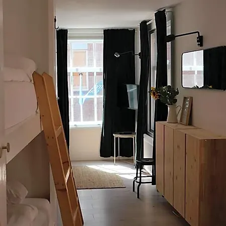 Hostel Tiny Private