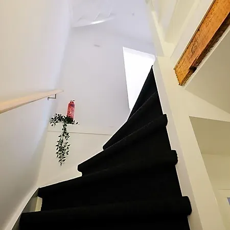 Tiny Private Hostal