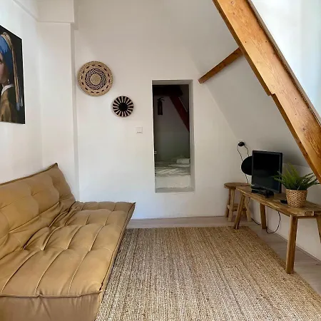 Tiny Private