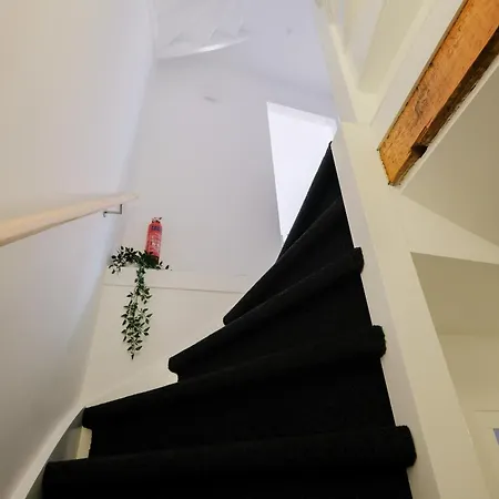 Tiny Private Vandrerhjem *